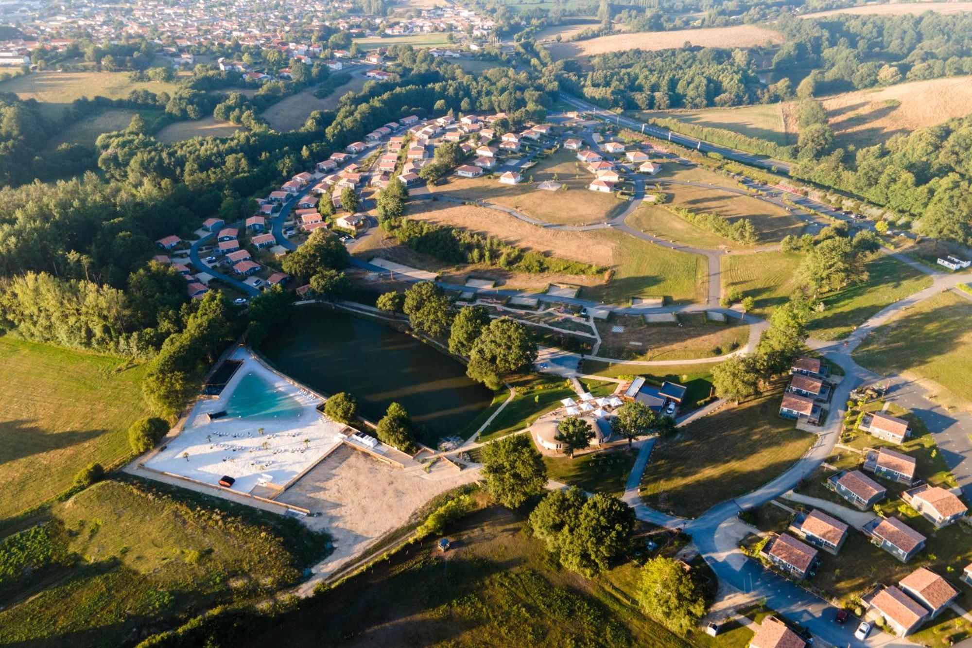 Domaine Melusine - A 2Km Du Puy Dufou France ! Hotel Les Épesses Buitenkant foto